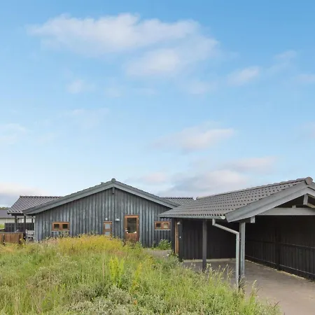 Holiday home Emma - 700m From The Sea In Nw Jutland By Interhome Hirtshals